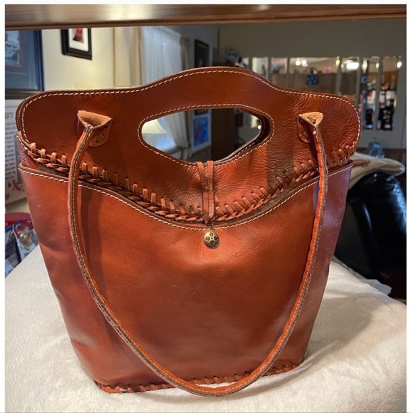 Floral Stitch Applique Tote 🌼 - Picture 5 of 16